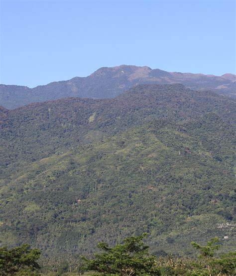 may tampuhan ang dalawang bundok ni marianne|Bundók Makíling – CulturEd: Philippine Cultural Education Online.